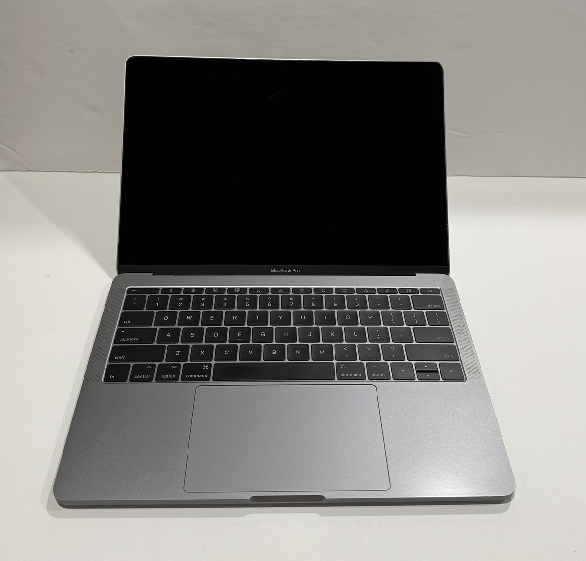 Apple MacBook Pro 13