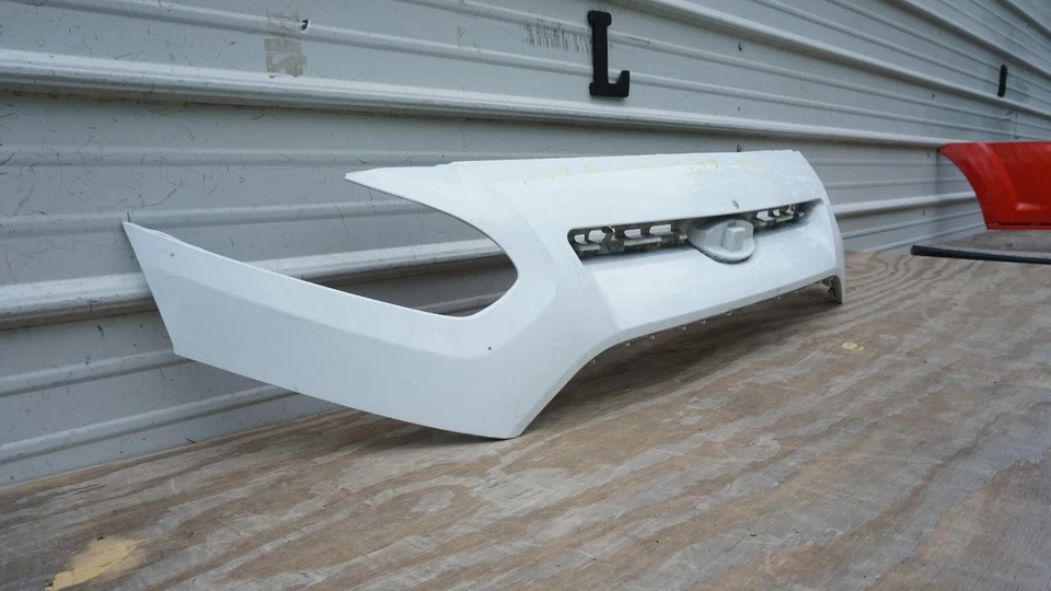 Cubierta del parachoques superior delantero Ford Transit Connect 2014-2018 OEM 14 15 16 17 18 Foto 4 de 4