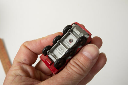 Matchbox Fomite Crash Tender (R4E-3) Lesney (JSF6) Serie 63 Aeroporto Rosso - Foto 7 di 8