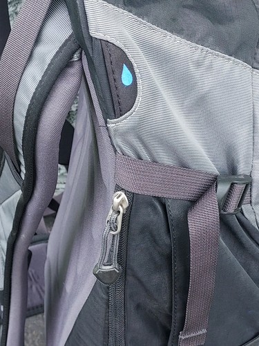 REI Lookout großer Wanderrucksack Qualität Outdoor Camping Daypack grau & lila  - Bild 14 von 15