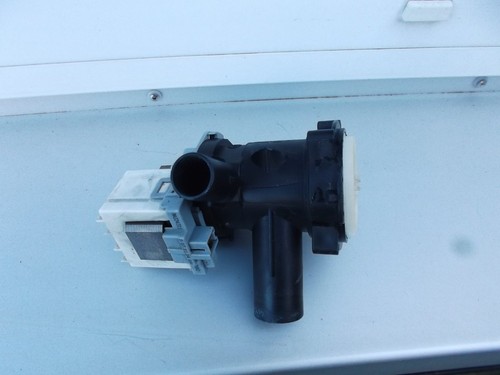 Laugenpumpe für Waschmaschine BOSCH Typ M833