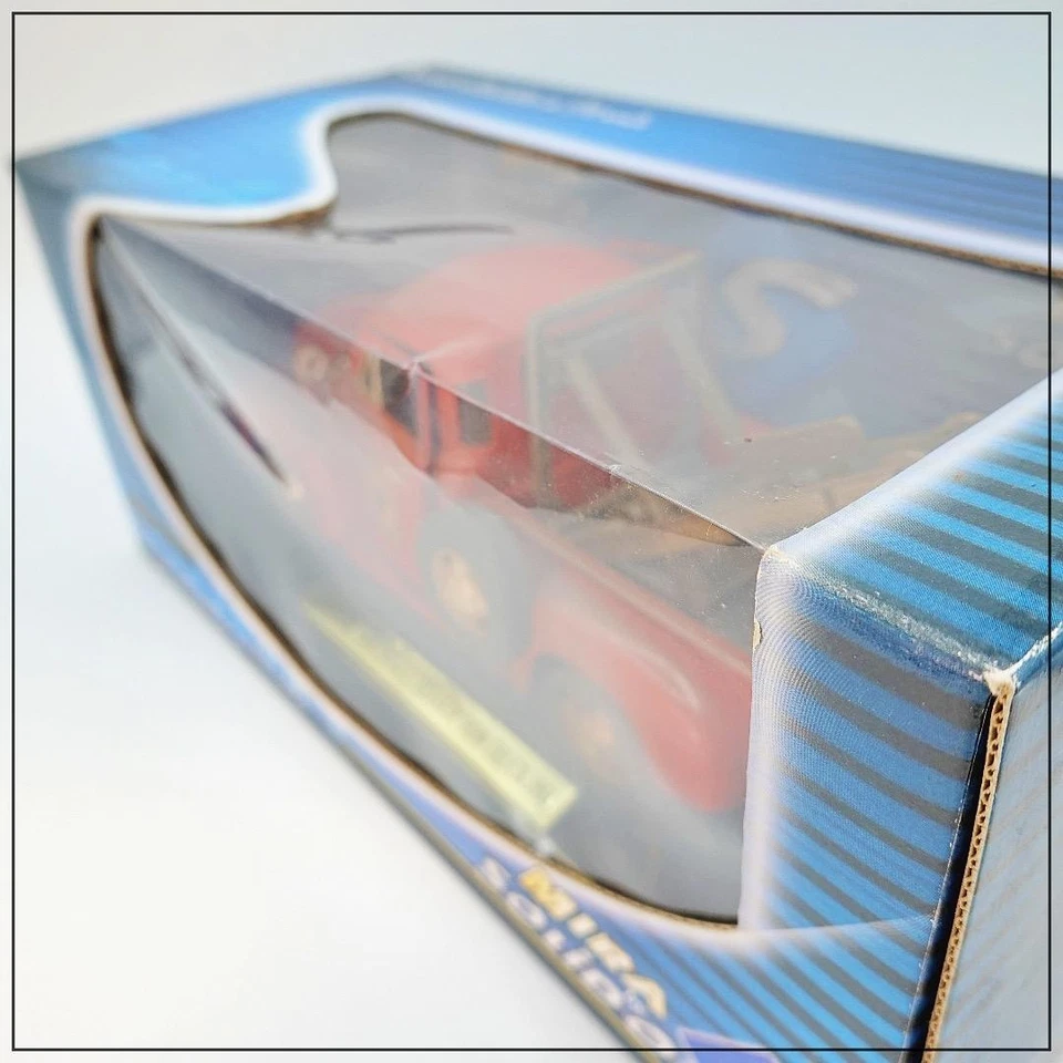 SOLIDO CHEVROLET TEXACO TOW TRUCK 1953 1/18 SCALE DIECAST MODEL COLLECTIBLE - Image 3 of 4