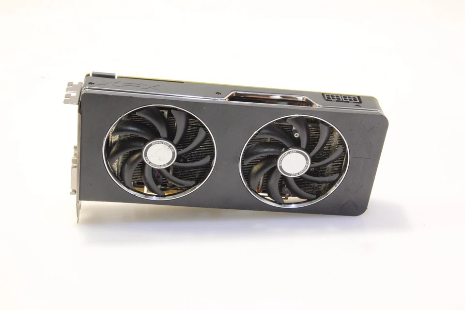 XFX AMD Radeon R9 270X R9-270X-CDFR 2GB GDDR5 PCI Express 3.0 x16. SKU221701 - Image 3 of 4
