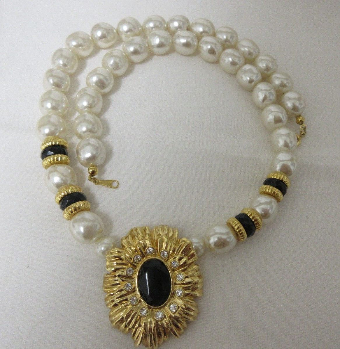 Vintage KJL Avon New York Collection Faux Pearl O… - image 3