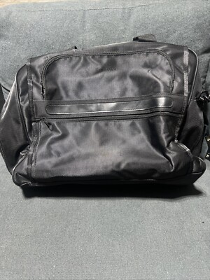Calvin Klein Overnight Travel Duffle Black Bag Luggage Carry-on