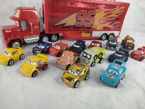 Disney Pixar Cars Mini Racers Mack Hauler Storage Truck Transporter With 14 Cars - Bild 2 von 10