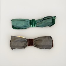 Vintage Pair Bonwit Teller Therese Ahrens Velvet Hair Bow Comb Retro 1950s 8.5  