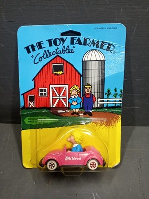 Vintage Ertl The Toy Farmer Collectables Mildred Die Cast Car Pink New