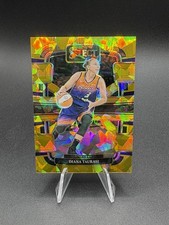 2024 Panini Select WNBA - Concourse Diana Taurasi #46 Gold Ice Prizm 1/10
