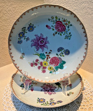 Pair Chinese Export Famille Rose Qianlong Shallow Bowls 1736-95 9 Inch Diameter