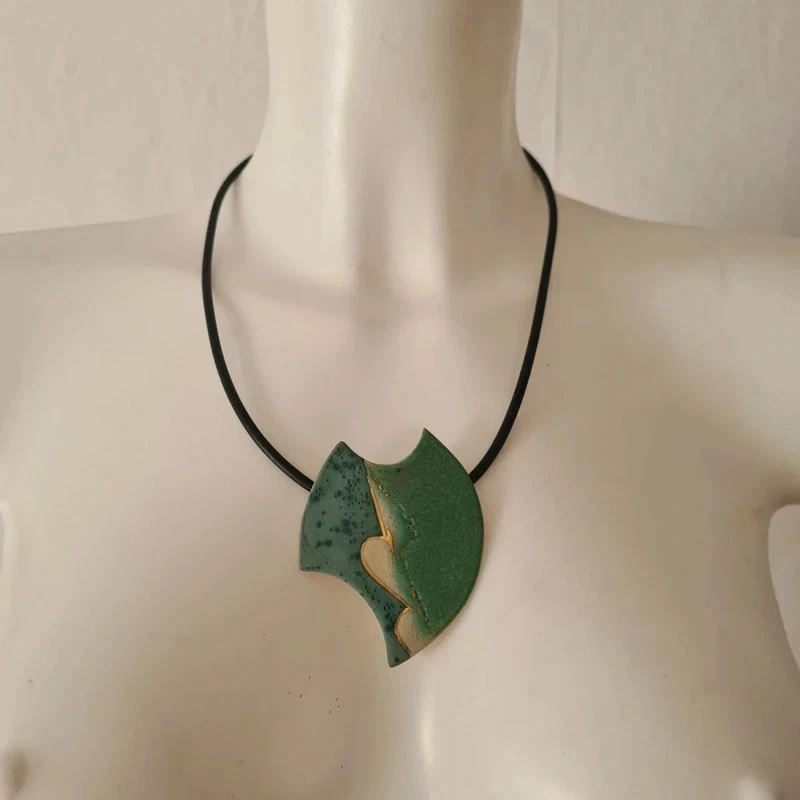Keramik/Porzellan Halskette grün Kautschuk Halsband Unikat - Bild 3 von 4