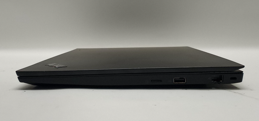 Lenovo ThinkPad E585 AMD Ryzen 5 2500U 8GB RAM 256GB NVMe NO OS