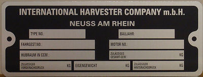 Typenschild für IHC Traktor Schlepper Trecker Oldtimer (118630)