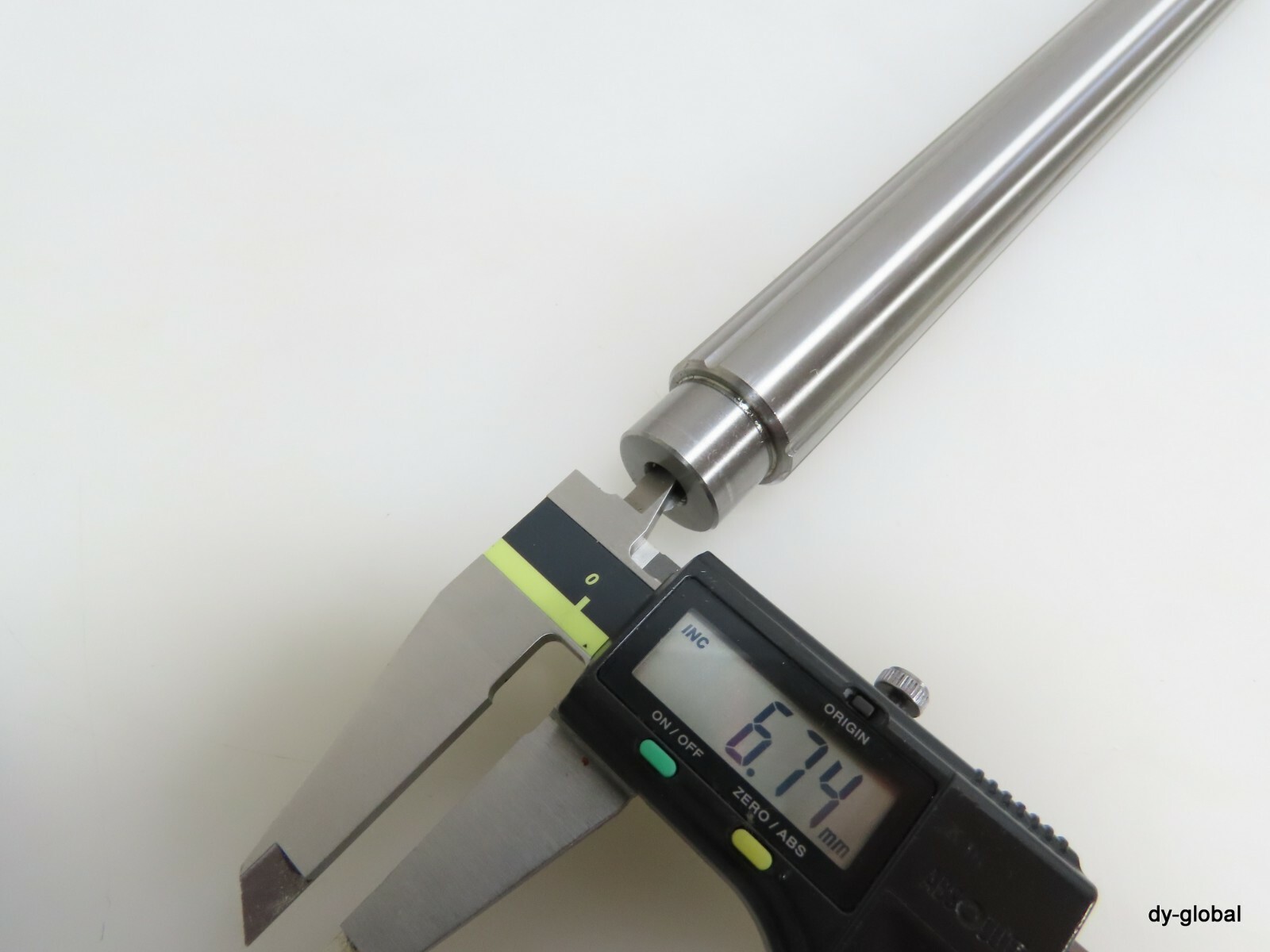 THK Used ball spline LF25UU+517L 1shaft 1nut linear vertical move 