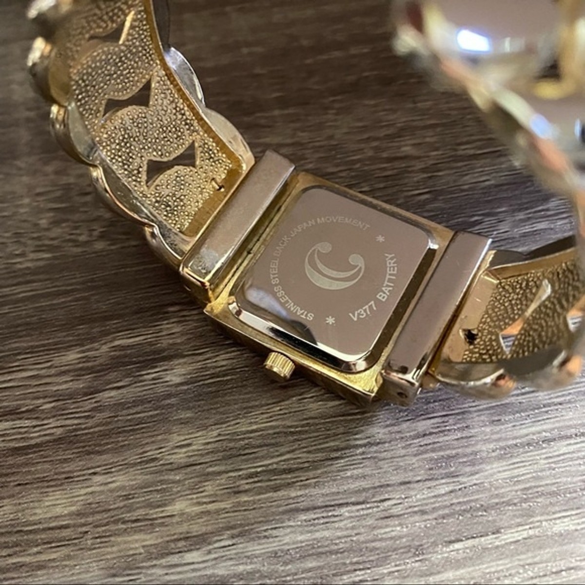 ✔Charming Charlie Wide Bracelet Watch Charming Charlie women main image 2