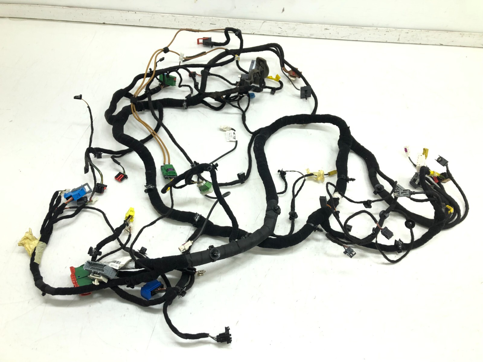 2014-2019 MASERATI GHIBLI SQ4 INSTRUMENT PANEL DASH WIRING HARNESS OEM.