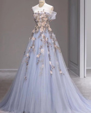 Simple A-line Wedding Dresses Ball Gown Lace Applique Strapless Bridal Gowns-