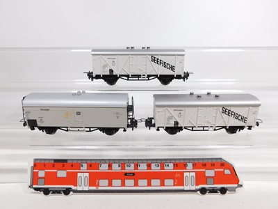 Cu790-0,5# 3x Roco H0/DC/3L Refrigerator Car DB NEM for Trix: Seafood etc, Mint