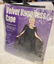 VELVET VAMPIRES CAPE - Halloween - Cosplay - Costume - Size Adult - BNIP