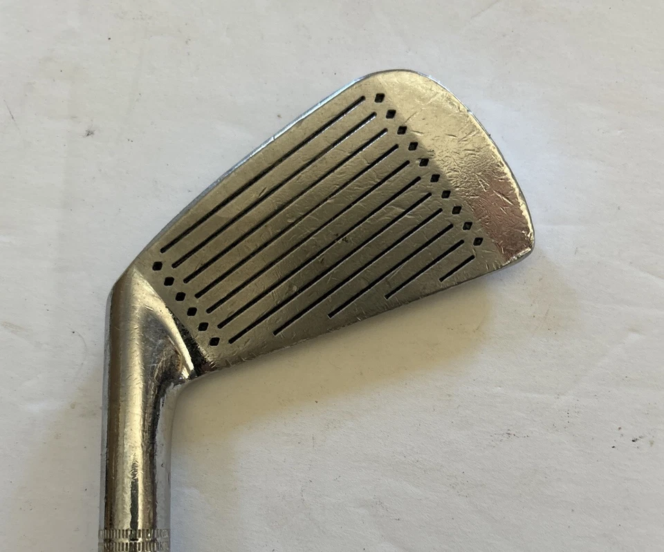 WILSON STAFF Dynapower 1975 2 Iron Stiff Flex Steel Shaft 39.5 Inch - Image 2 of 4