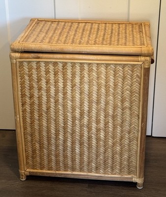 Wicker Rattan Laundry Clothes Hamper w/Hinged Top Super Nice