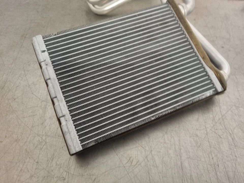 NISSAN JUKE F15 MATRIZ DE CALEFACCIÓN 2015 Foto 4 de 4