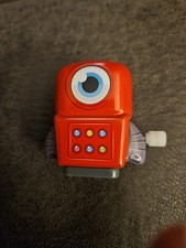 Classic WIND-UP TIN ONE EYED ROBOT - 2.25" / 2015 Schylling Cb4 