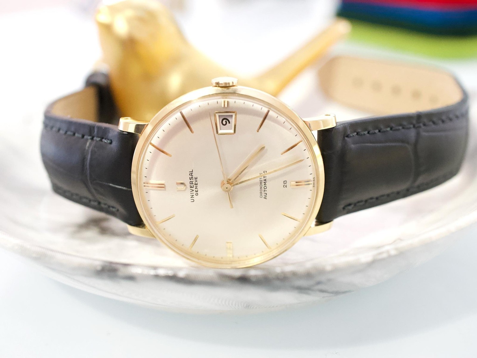 Universal Genève Chronometer Automatic 18K Gold M… - image 20