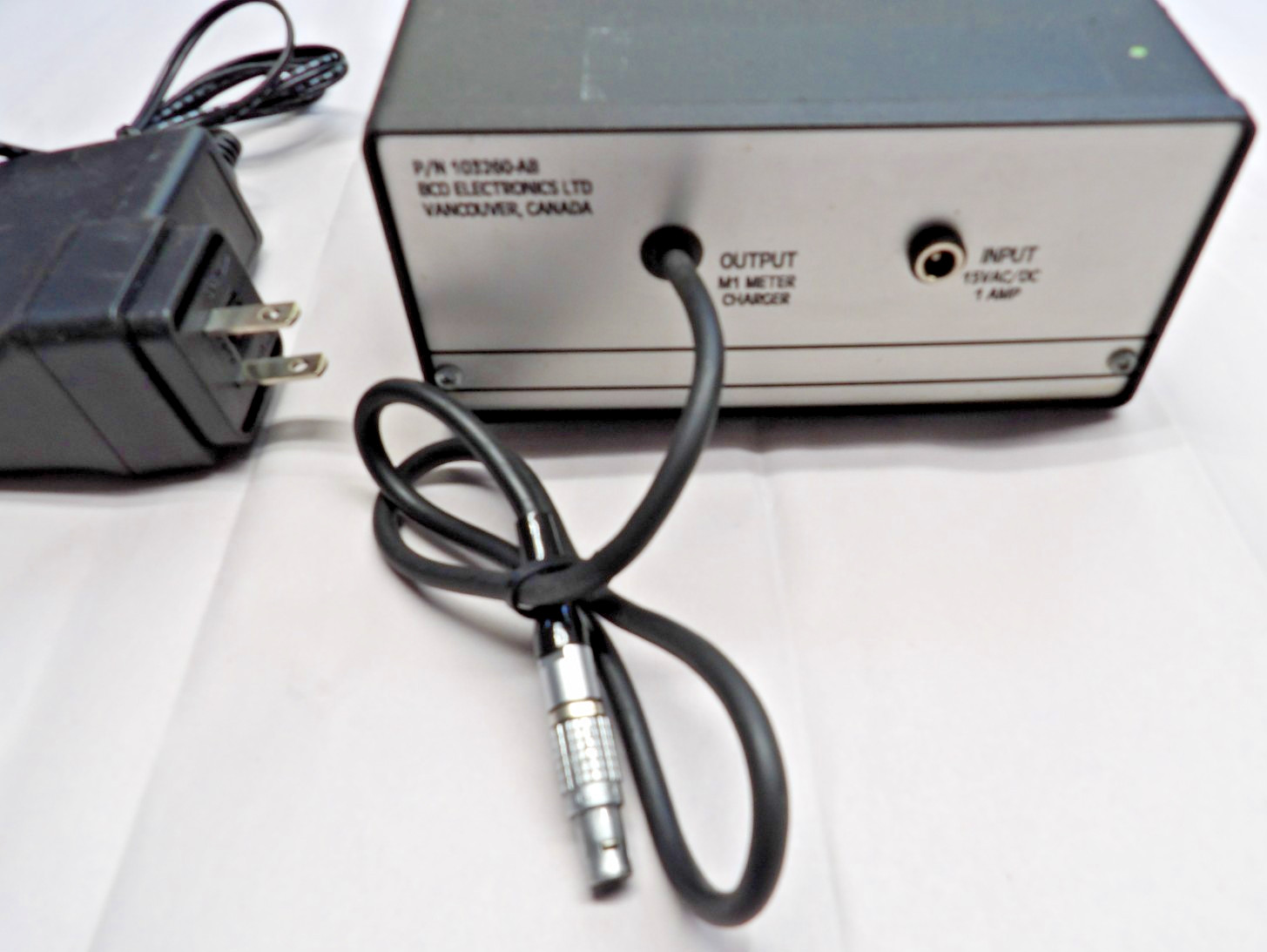 BCD Electronics M1 Milliohm Meter Device Set with Charger