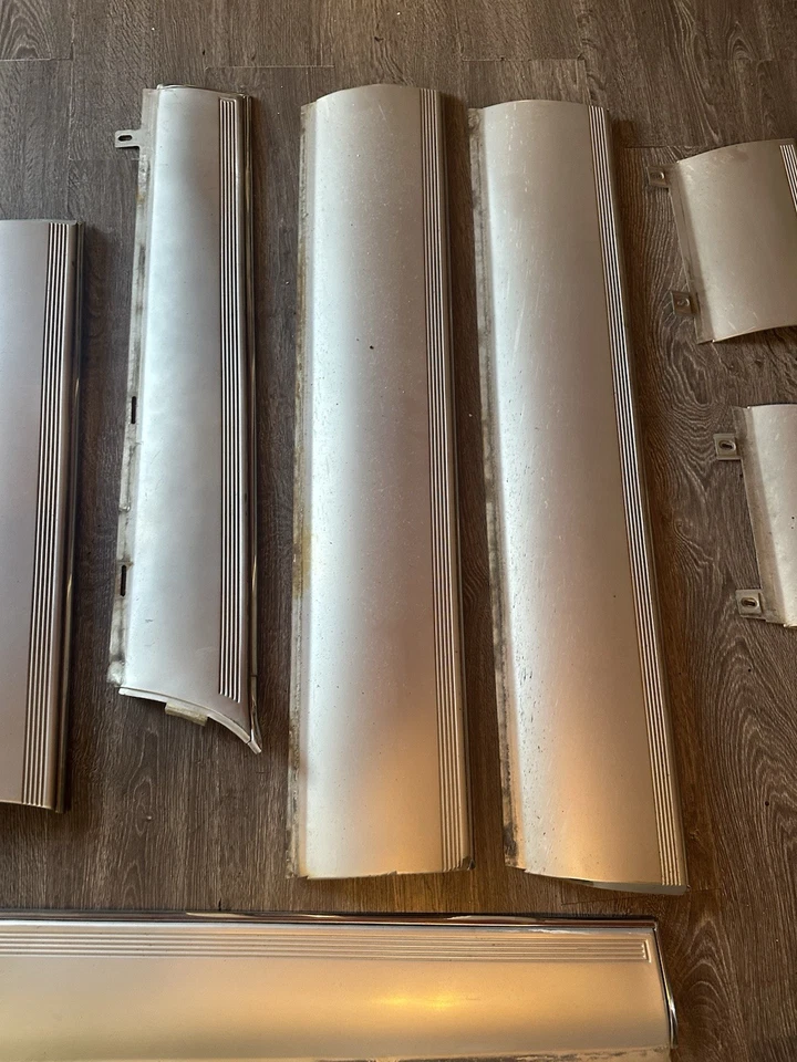 1990-1992 Cadillac Brougham Cladding Trim Body Panel Moldings OEM Gray 90 91 92 - Image 4 of 4