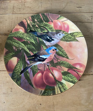 Wedgwood &lsquo;Chaffinches & Peaches&rsquo; Plate 1996 John Francis &ndash; 8&rdquo; &ndash; Decorative