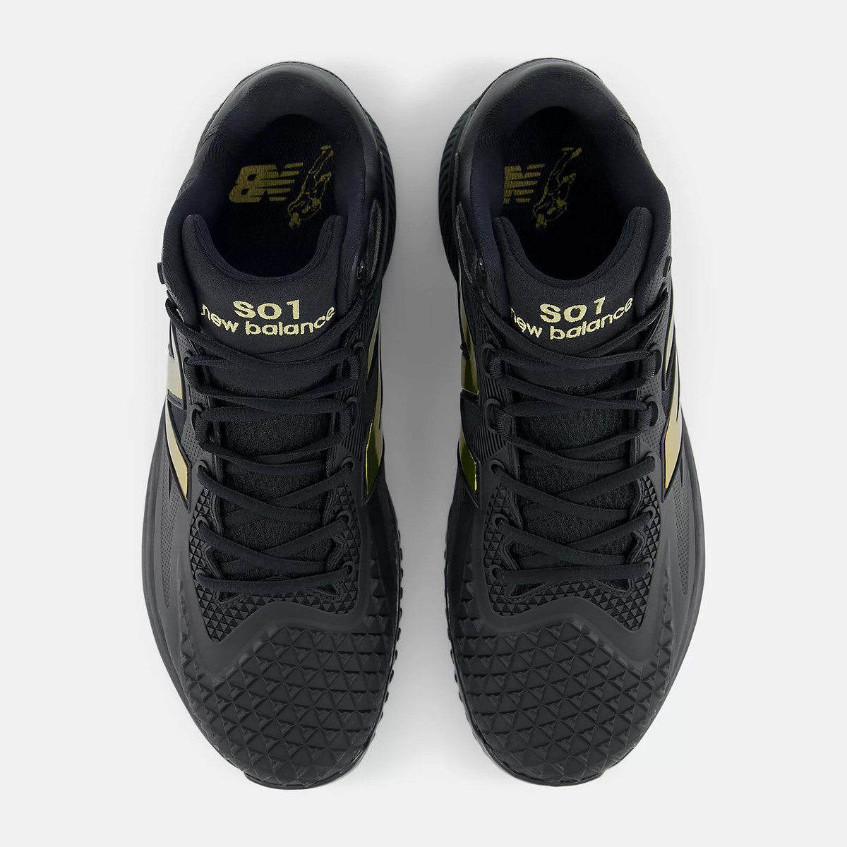 Size 8 - New Balance Ohtani 1 TF Black Metallic Gold for Size 8 - New Balance Ohtani 1 TF Black Metallic Gold for