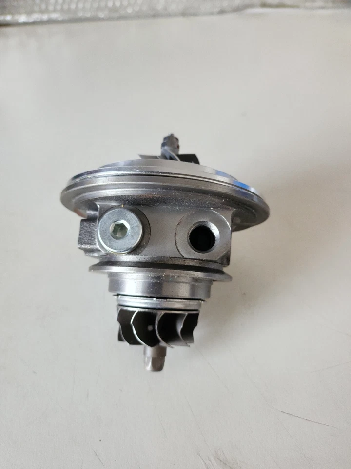 Cartucho turbocompresor CHRA Core Audi A4 2.0 TFSI (2005-2008) 53039880106 Foto 2 de 4