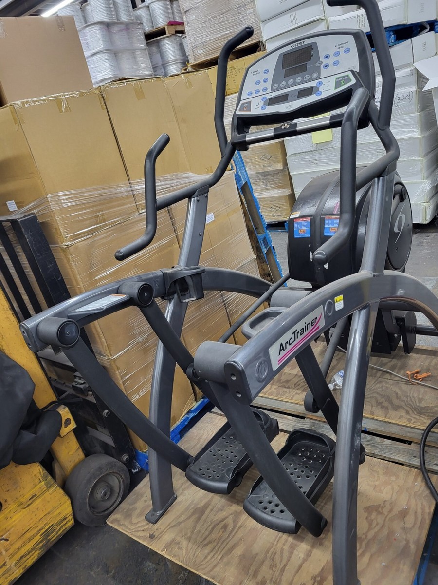 Cybex Arc Trainer 600A Total Body elliptical cross fit exercise