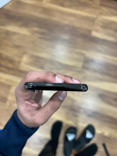 Apple iPhone XS - 256GB - Space Grey (Unlocked) A2097 (GSM) - Picture 5 of 9