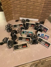 Lot Of 8 Nintendo NES Controllers *UNTESTED*