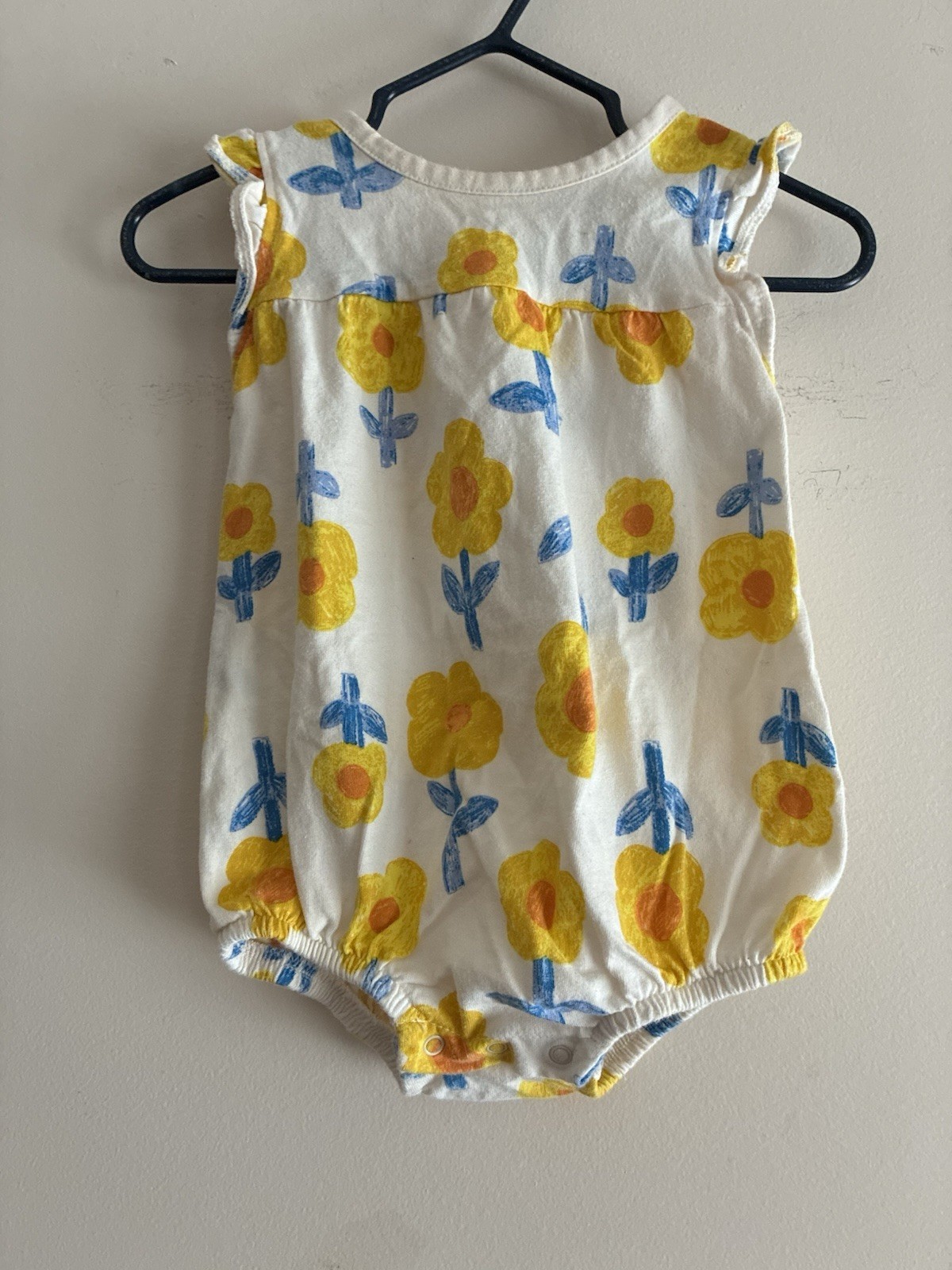 Old Navy Baby Girls Allover Floral Ruffle Sleeveless Bubble Romper Cream 3-6M