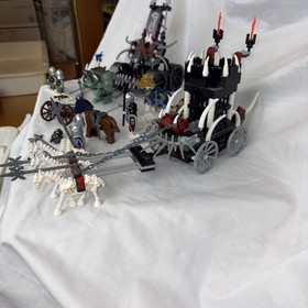 LEGO Castle 5618, 7009, 7038,7092, 97% completed with Instructions see details 