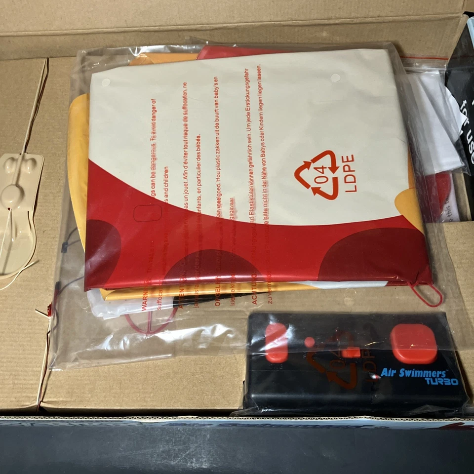 Angry Birds Air Swimmers Turbo Remote Control Flying Balloon RC Rovio New Open - Image 3 of 4