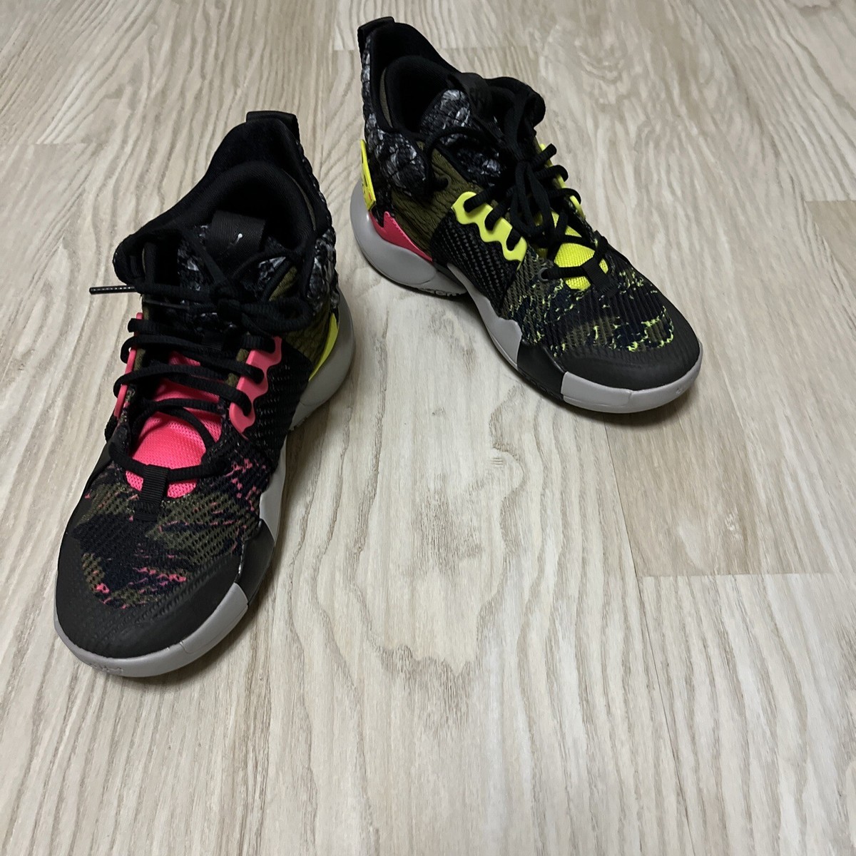 NWOB~NIKE AIR JORDAN WHY NOT ZERO GS BASKETBALL MULTICOLOR 5Y