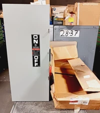 New GE 200 Amp Non-Fused Safety Disconnect Switch 3 Pole 600 VAC  THN3364
