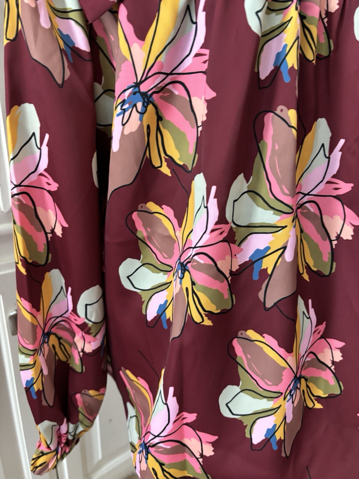 NWOT Crosby by Mollie Burch Gaines Top in Gallery Floral  ( L ) image 9