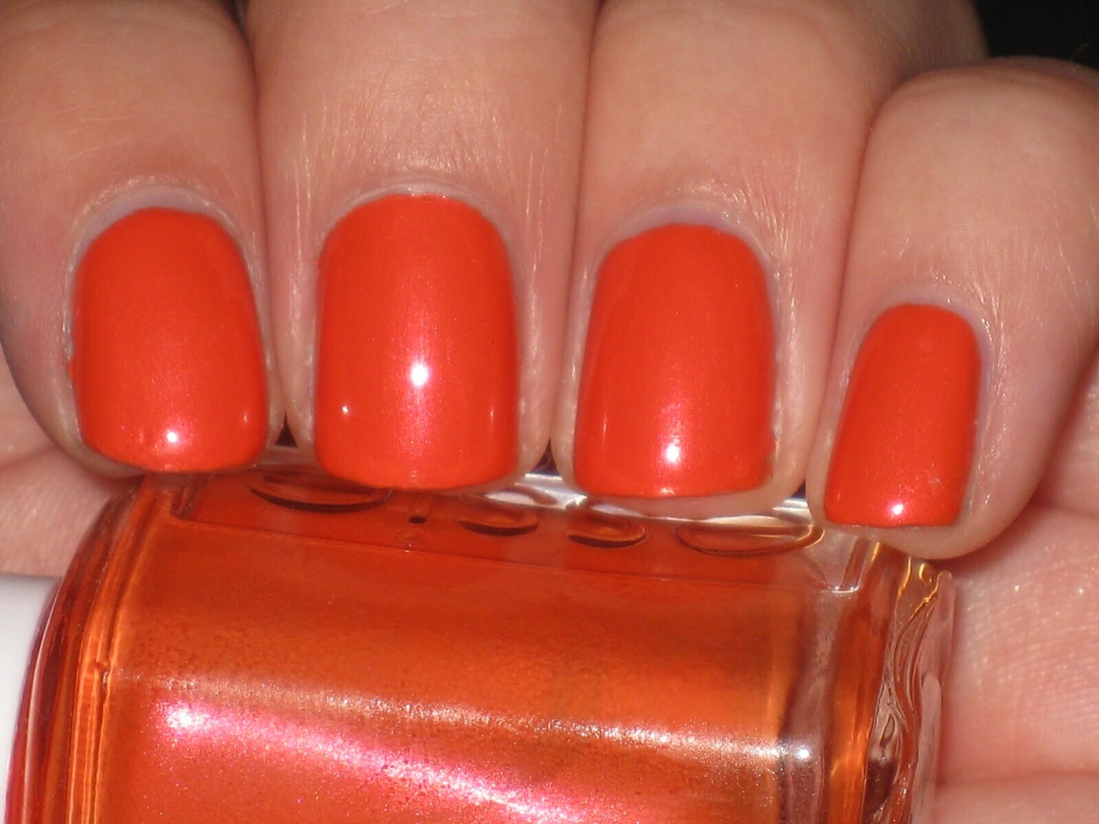 Brand New & Genuine Essie Nail Polish - Shade Braziliant (754)