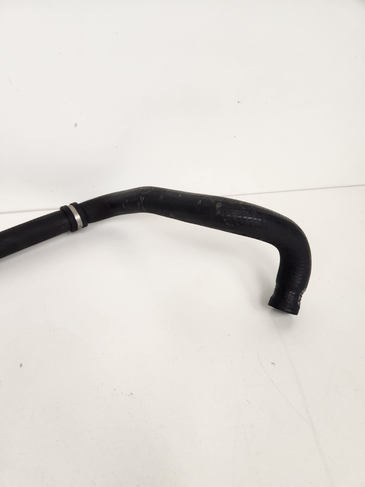McLaren MP4-12C 2012-2014 Radiator hose P/N 00064586