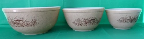 Vintage Pyrex Mixing Bowl Forest Fancies  /  Mushroom Pattern Bowls