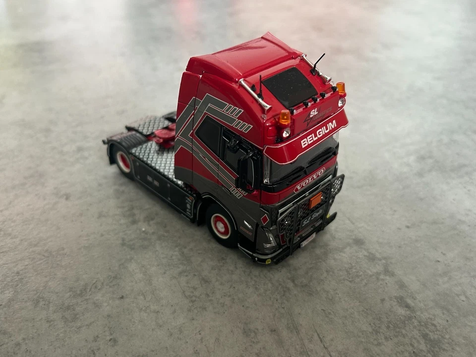 Tekno 1:50 SL Logistics Volvo FH04 - Immagine 2 di 4