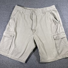 Wrangler Men's Size 40 x 10 Cargo Shorts Biege Casual Khakis Cotton Pockets