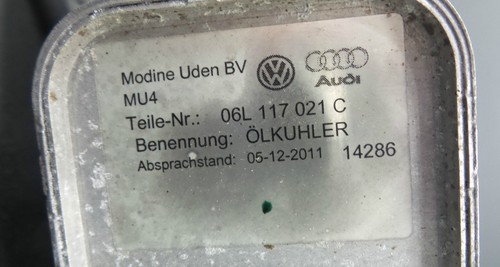 Audi A3 8V Tt 8J Golf 7 1.8TFSI Unit Carrier Oil Cooler 06L117021C/06L903143 - Picture 4 of 4