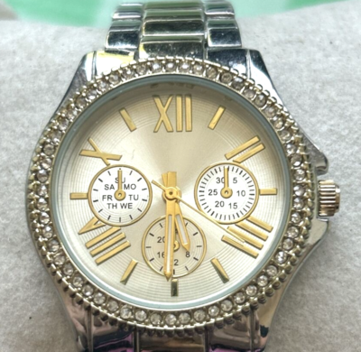 Others Follow Silver and Gold Rhinestone Women\'s Bracelet Watch Amazon.com: ARMRA Diamond Watch Iced Out Bling Rhinestone  main image 4