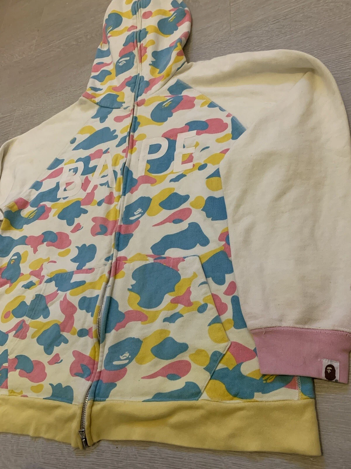 A BATHING APE (BAPE) Bape × Felpa con cappuccio felpa con cappuccio mimetica gelato vintage anni 2000 una scimmia da bagno